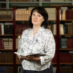 Гусакова Любовь